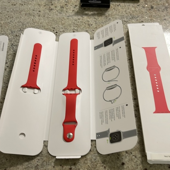 I have 7 Apple Watch 44mm Nike Sport Bands: - Picture 5 of 7
